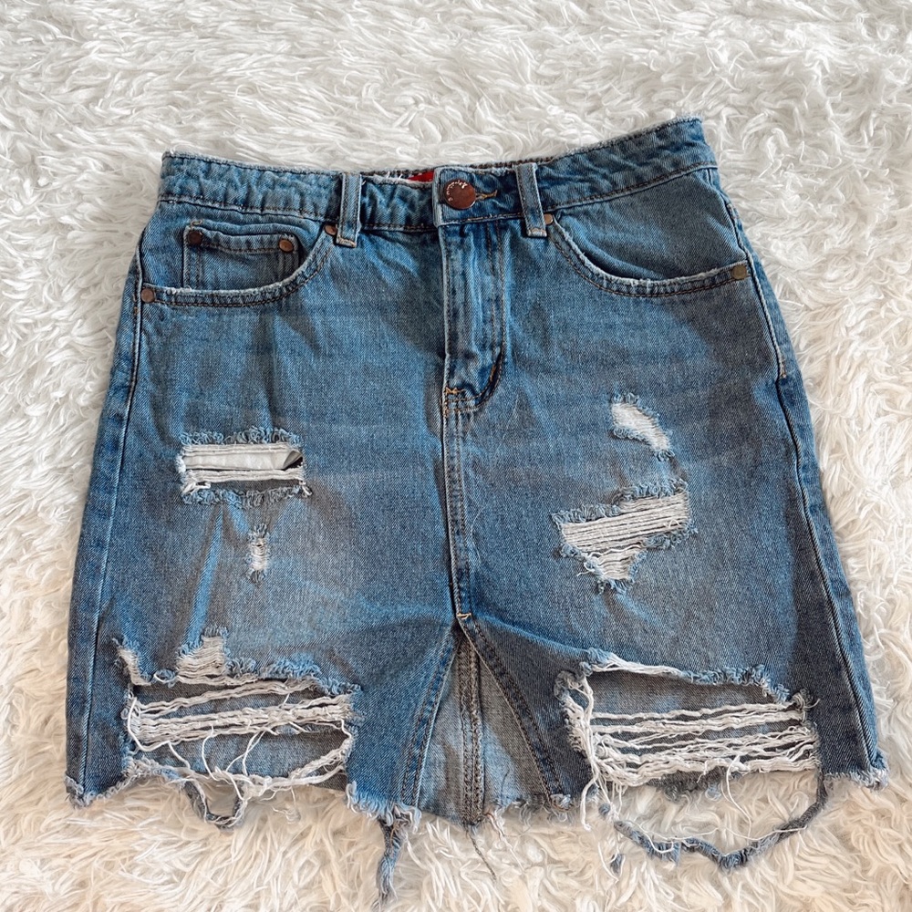 High waisted distressed skirt